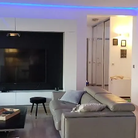 4p, Piscine, Tennis, Wifi, Proche Centre Et Plages * Антиб
