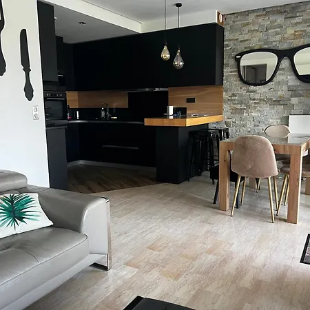 Apartment 4p, Piscine, Tennis, Wifi, Proche Centre Et Plages